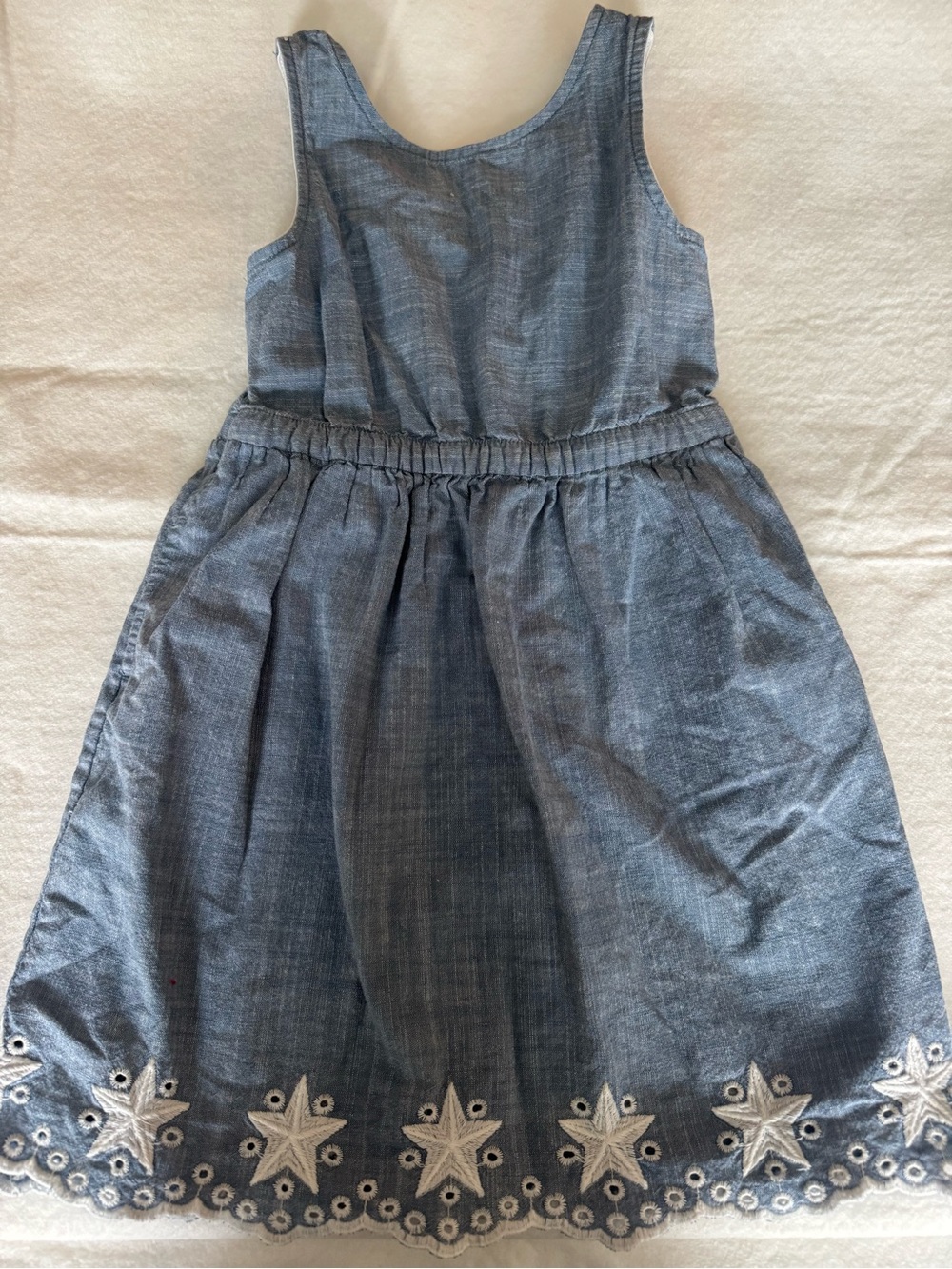 Cat and Jack Girls Blue Chambray Star Embroidered Dress size 6-7